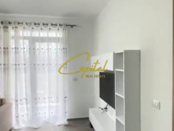 APARTAMENT ME QIRA 3+1+2 5 MAJI 50.000 LEKE