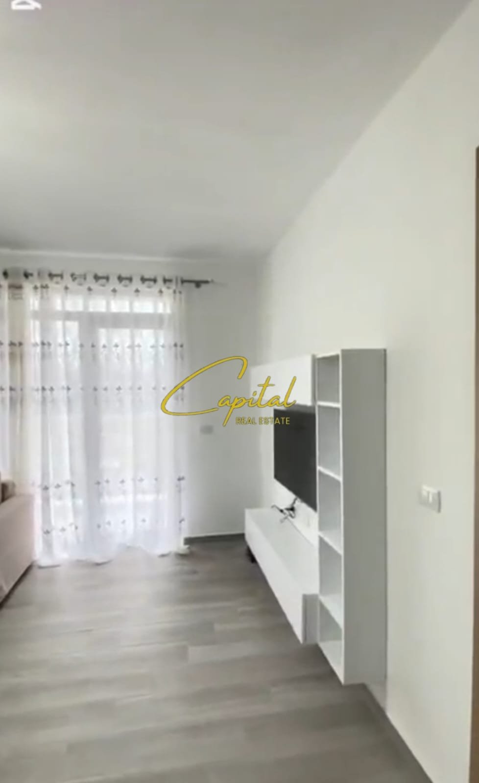 APARTAMENT ME QIRA 3+1+2 5 MAJI 50.000 LEKE
