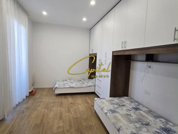 APARTAMENT ME QIRA 2+1+2 VASIL SHANTO 65.000 LEKE