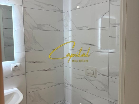 APARTAMENT ME QIRA 2+1+2 SPITALI AMERIKAN 3 70.000 LEKE