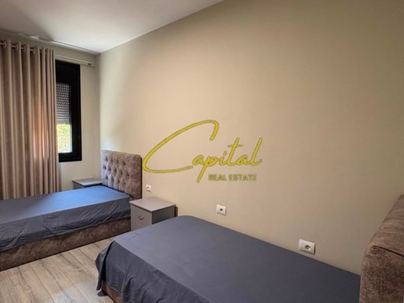 APARTAMENT ME QIRA 2+1+2 SPITALI AMERIKAN 3 70.000 LEKE