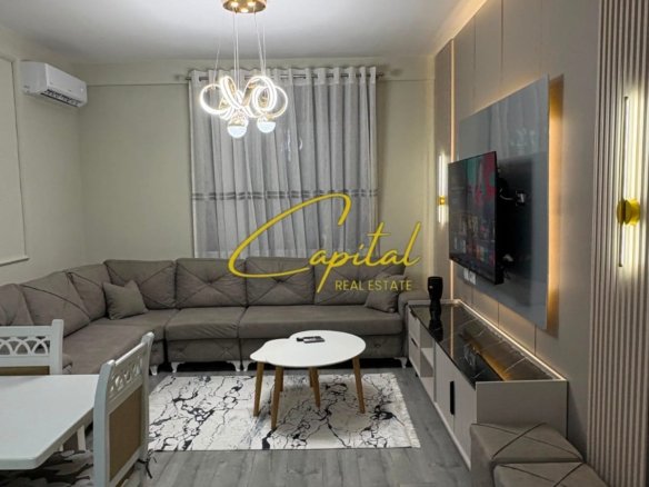 APARTAMENT ME QIRA 2+1+2 SPITALI AMERIKAN 3 70.000 LEKE