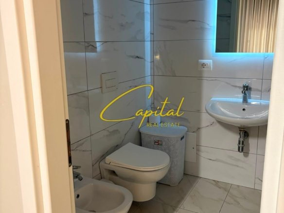 APARTAMENT ME QIRA 2+1+2 SPITALI AMERIKAN 3 70.000 LEKE