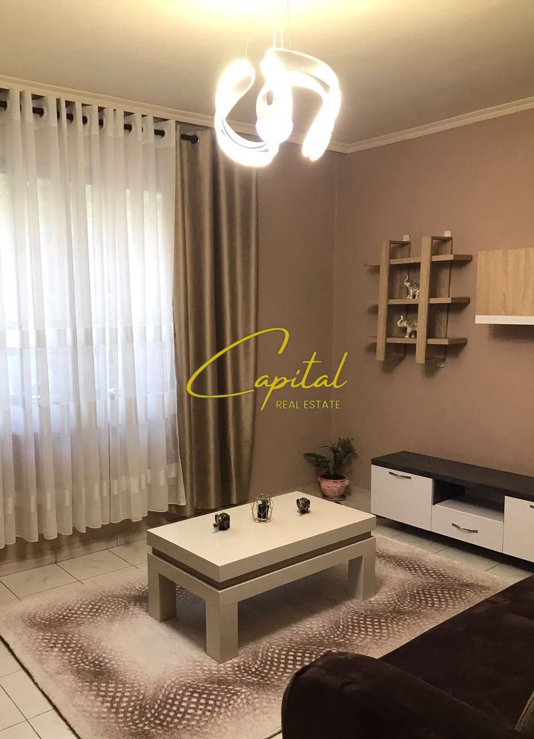 APARTAMENT ME QIRA 1+1 RRUGA FERIT XHAJKO 650 EURO