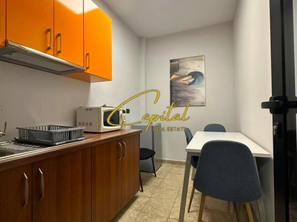 AMBIENT BIZNESI ME QIRA 140 M2 ISH BLLOKU 250.000 EURO