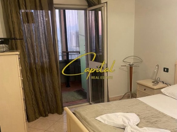 APARTAMENT ME QIRA 2+1 ISH STACIONI TRENIT 75.000 LEKE