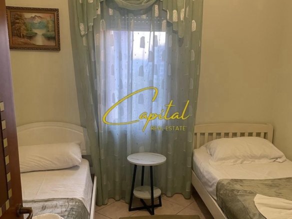 APARTAMENT ME QIRA 2+1 ISH STACIONI TRENIT 75.000 LEKE