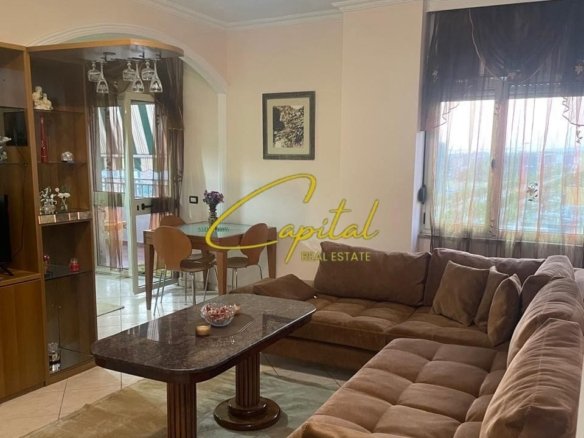 APARTAMENT ME QIRA 2+1 ISH STACIONI TRENIT 75.000 LEKE