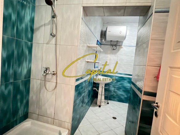 APARTAMENT ME QIRA 1+1 QENDER 60.000 LEKE