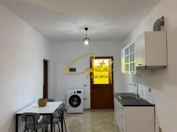 APARTAMENT ME QIRA 1+1 ALI DEMI 40.000 LEKE