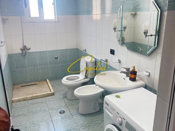 APARTAMENT ME QIRA 1+1 5 MAJI 50.000 LEKE