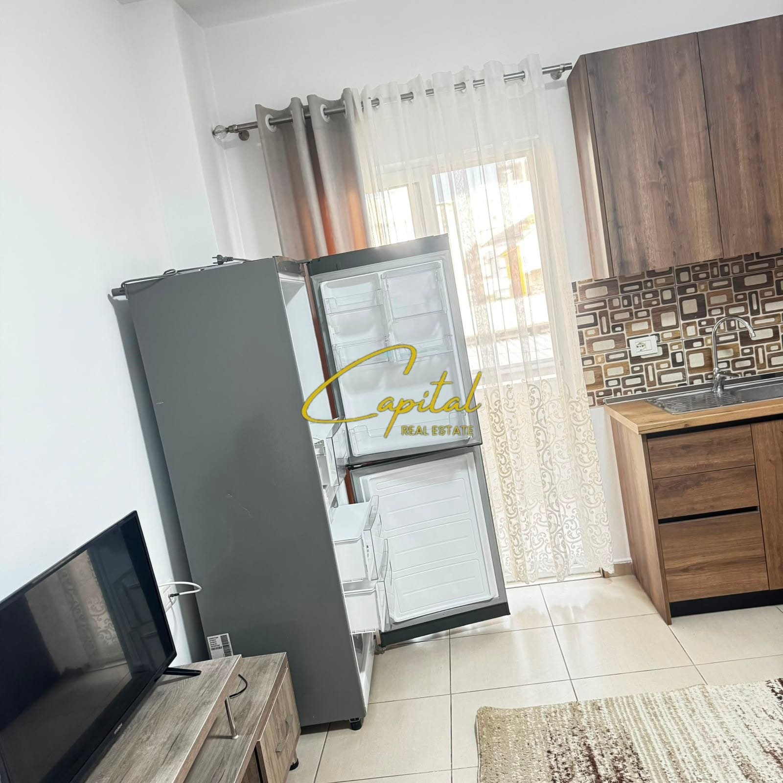 APARTAMENT ME QIRA 1+1 5 MAJI 50.000 LEKE