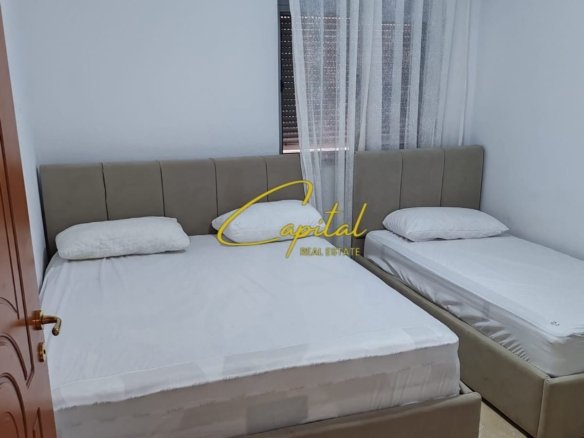 APARTAMENT ME QIRA 1+1 5 MAJI 50.000 LEKE
