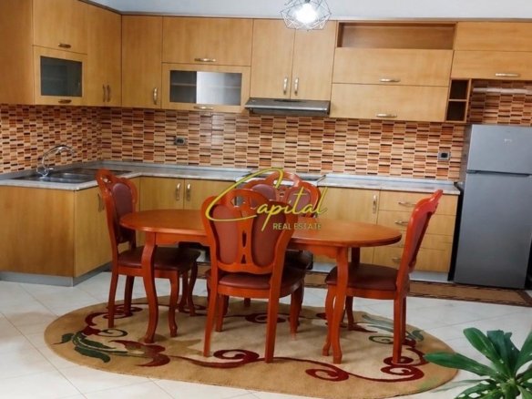 APARTAMENT ME QIRA 2+1 BULEVARDI I RI 50.000 LEKE