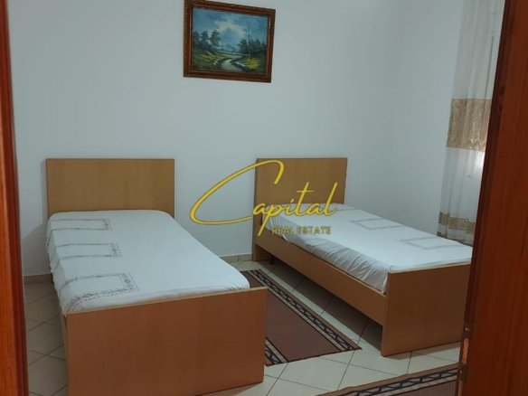 APARTAMENT ME QIRA 2+1 BULEVARDI I RI 50.000 LEKE