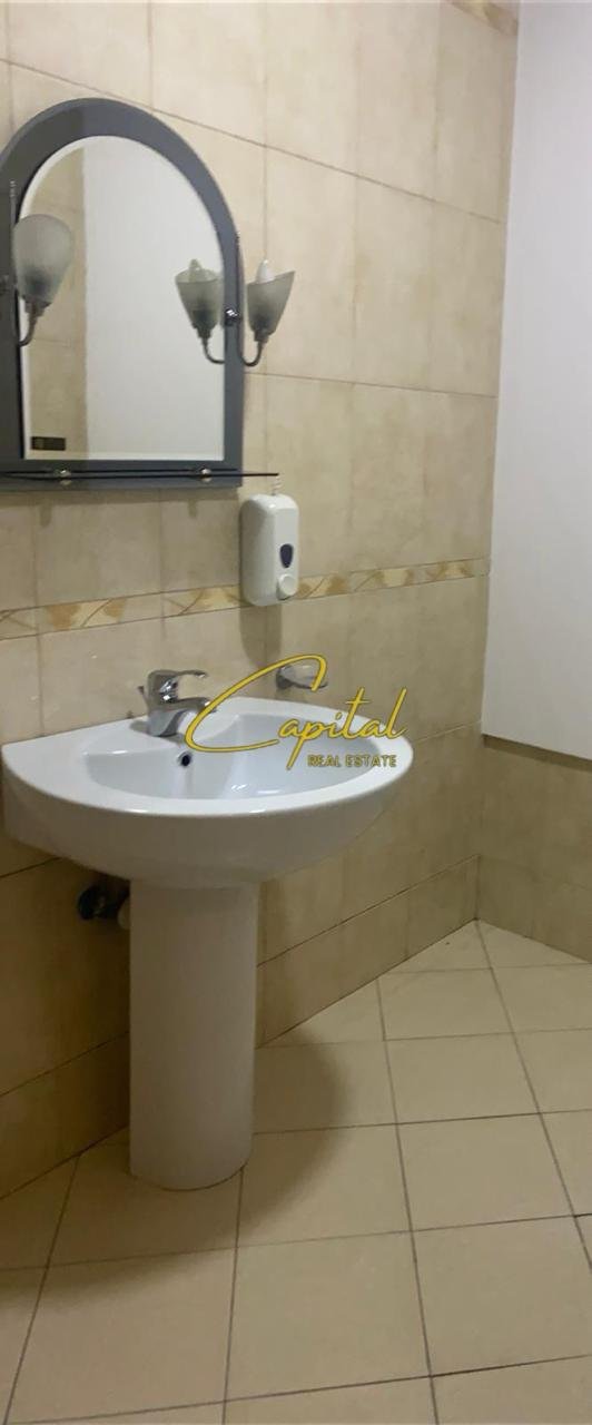 AMBIENT BIZNESI ME QIRA 110 M2 ISH BLLOKU 100.000 LEKE