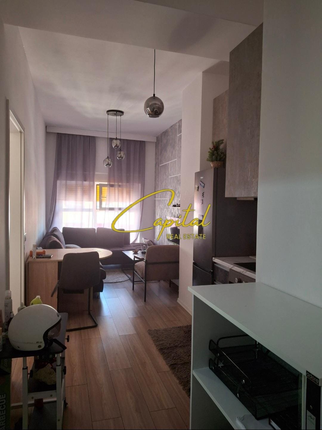 APARTAMENT ME QIRA 1+1 ALI DEMI 50.000 LEKE