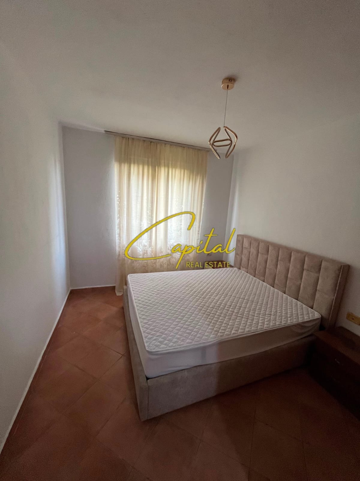 APARTAMENT ME QIRA 2+1 ISH FUSHA AVIACIONIT 550 EURO