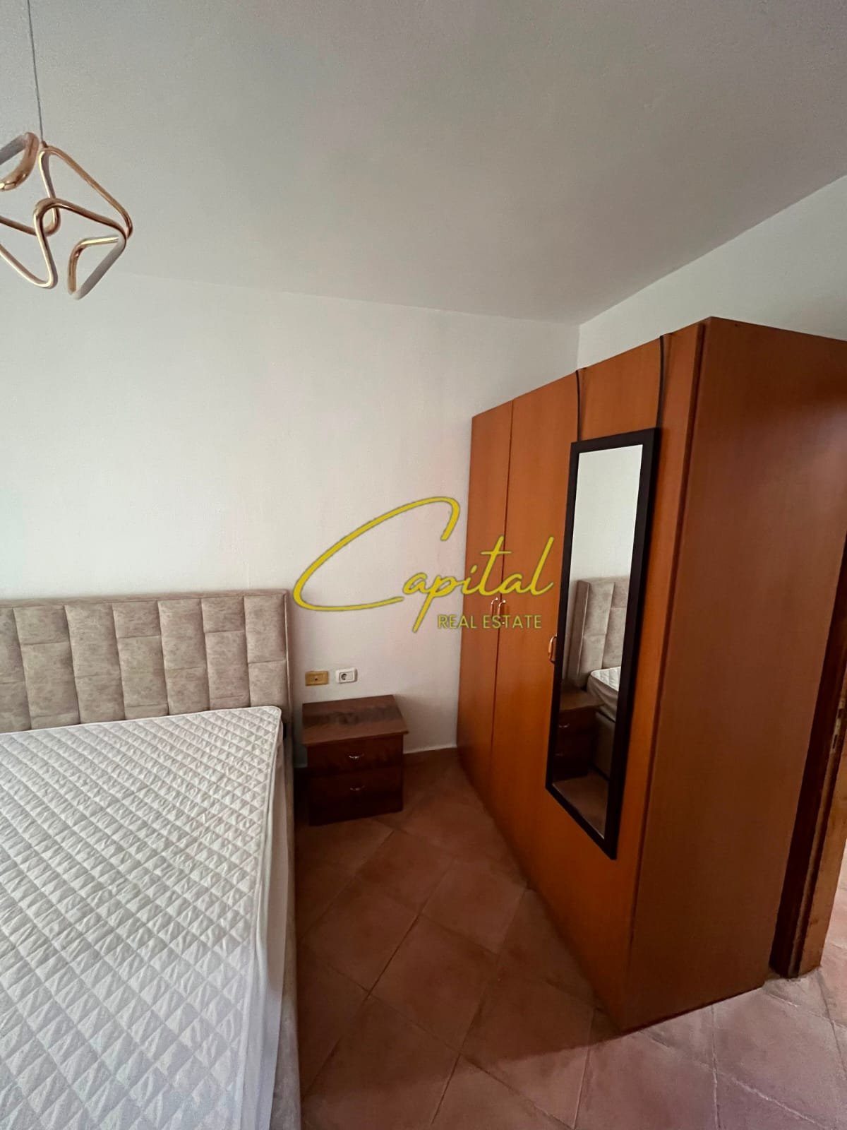 APARTAMENT ME QIRA 2+1 ISH FUSHA AVIACIONIT 550 EURO