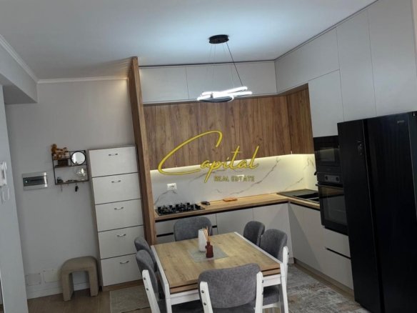 SHITET APARTAMENT 2+1 KAMEZ 11.000.000 LEKE
