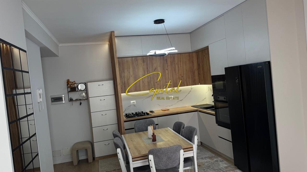 SHITET APARTAMENT 2+1 KAMEZ 11.000.000 LEKE