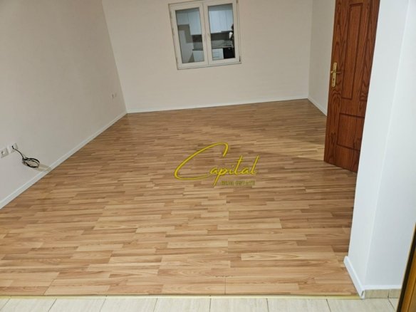 APAPARTAMENT ME QIRA 2+1 LAPRAKE 55.000 LEKE