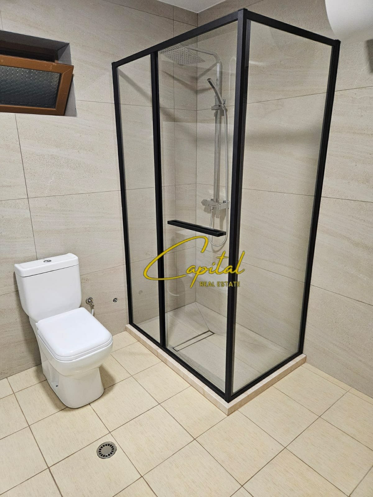 WhatsApp Image 2026-08-07 at 10.33.03 AM (1) APAPARTAMENT ME QIRA 2+1 LAPRAKE 55.000 LEKE