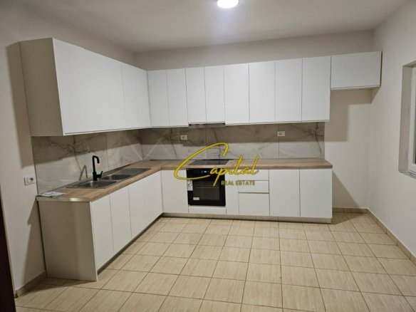 APAPARTAMENT ME QIRA 2+1 LAPRAKE 55.000 LEKE