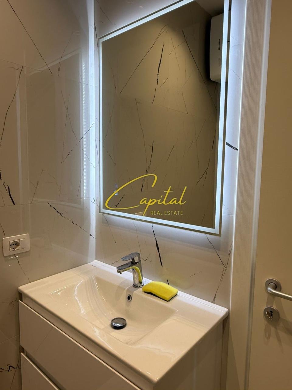 APARTAMENT ME QIRA 1+1 ISH STACIONI TRENIT 70.000 LEKE