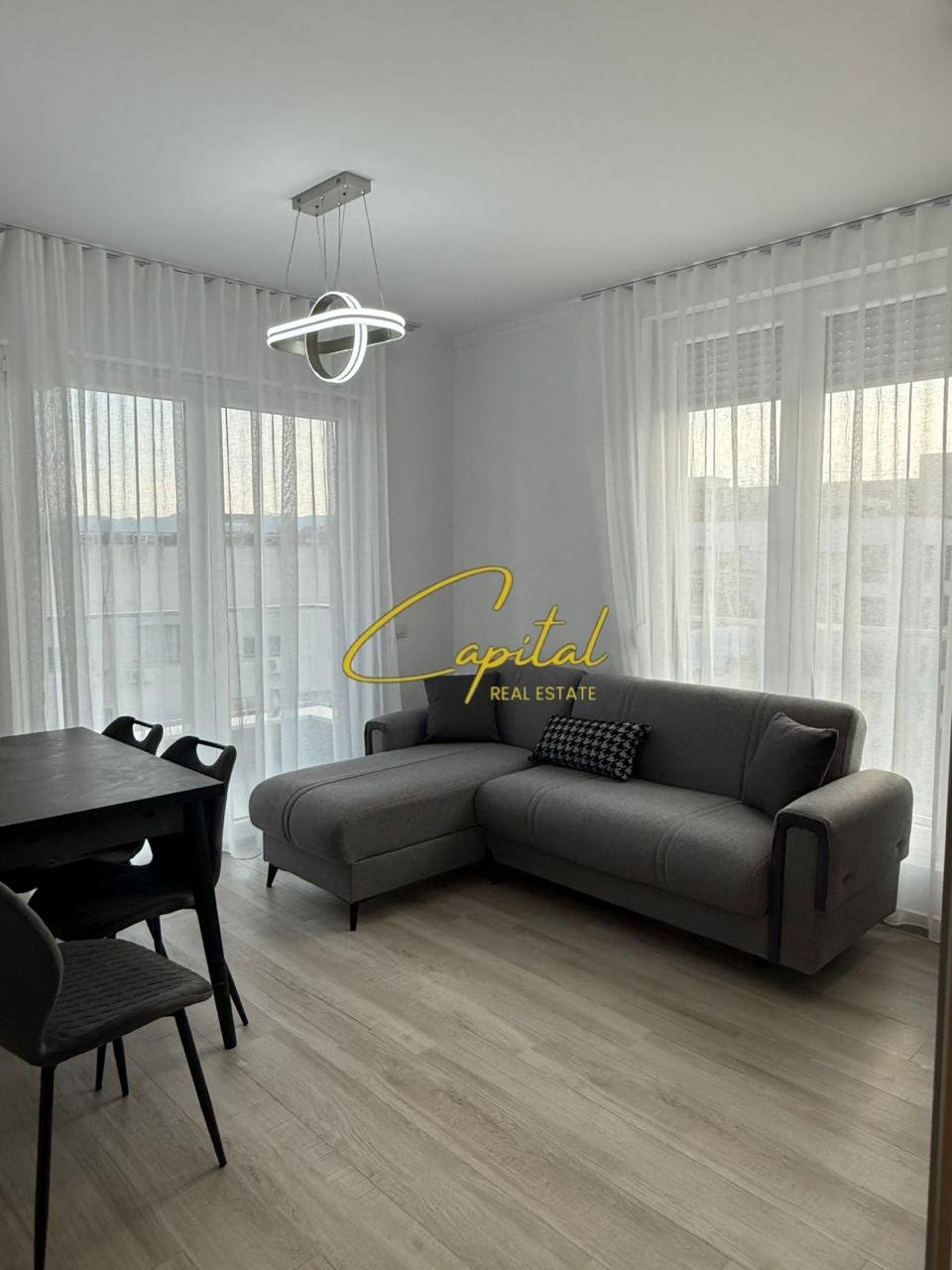 APARTAMENT ME QIRA 1+1 ISH STACIONI TRENIT 70.000 LEKE