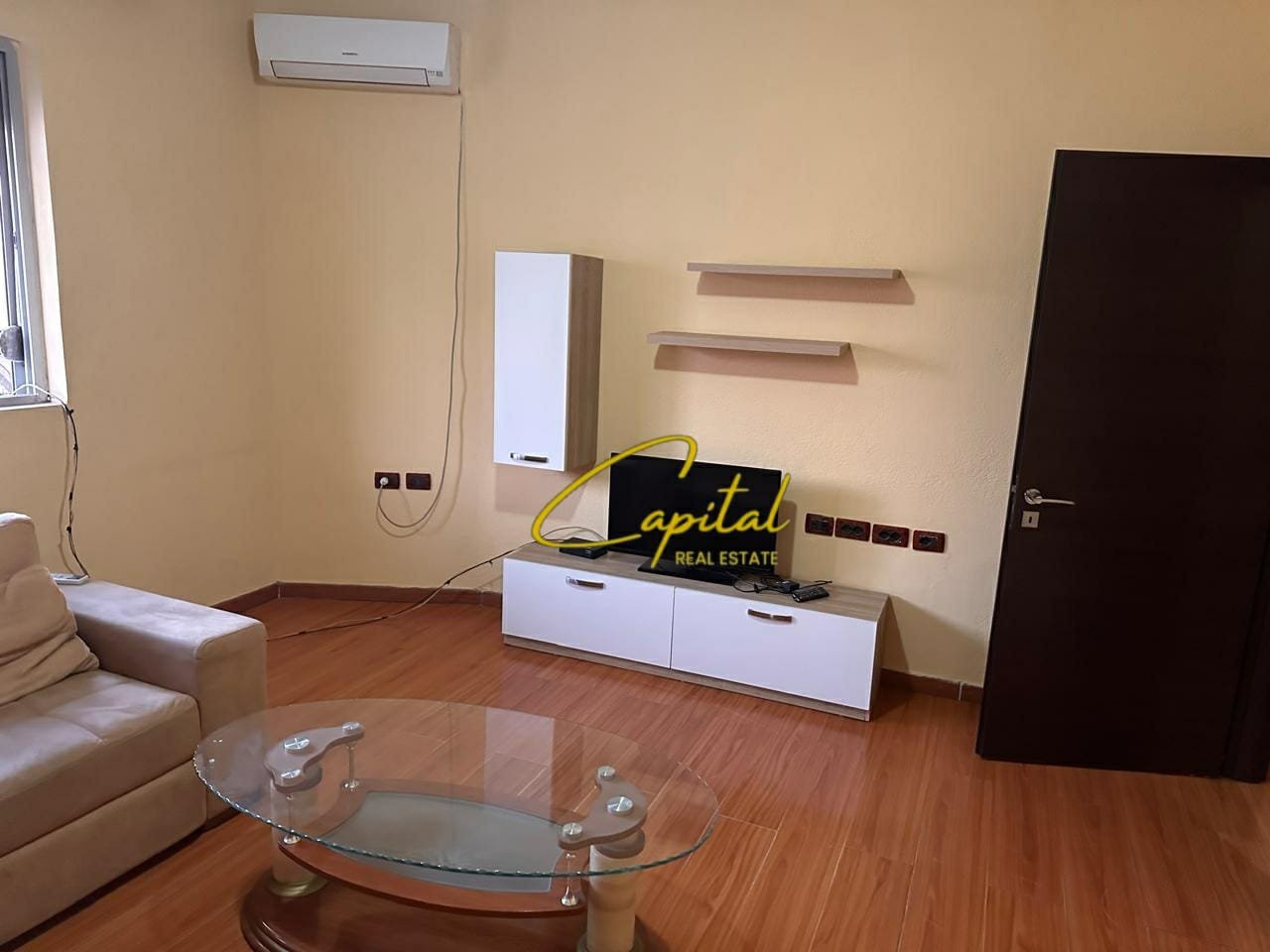 APARTAMENT ME QIRA 2+1 FAKULTETI I MJEKESISE 50.000 LEKE
