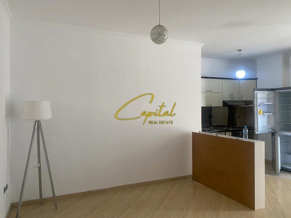 WhatsApp Image 2026-08-11 at 12.59.46 PM (1) APARTAMENT ME QIRA 2+1 PAZARI I RI 50.000 LEKE