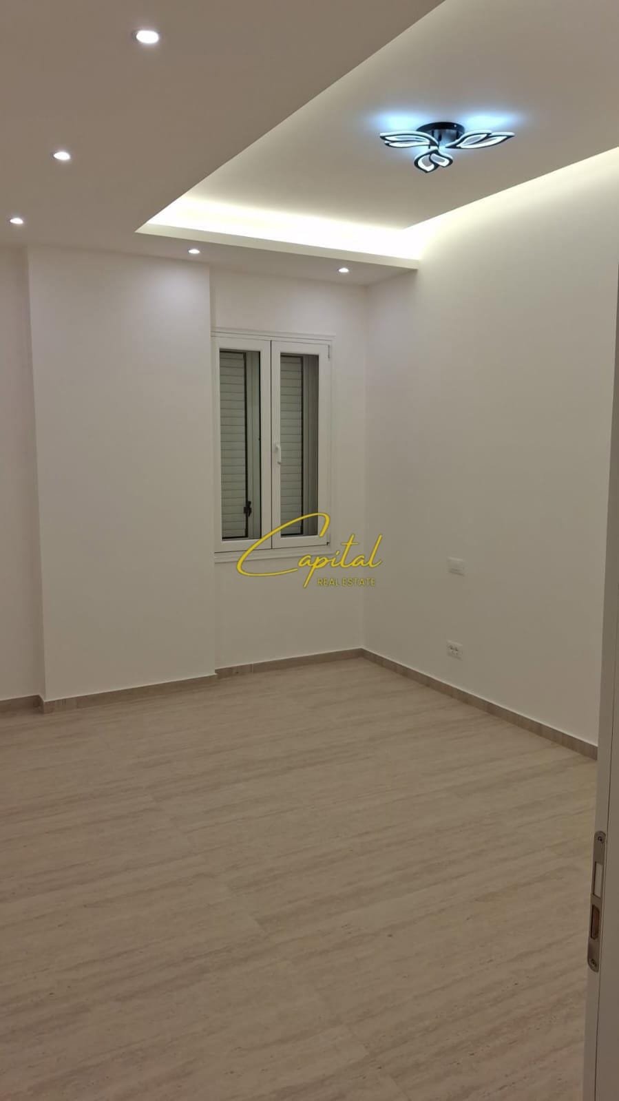ZYRE ME QIRA 100 M2 LIQENI ARTIFICIAL 150.000 LEKE