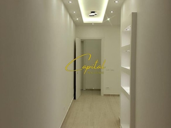 ZYRE ME QIRA 100 M2 LIQENI ARTIFICIAL 150.000 LEKE