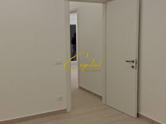 ZYRE ME QIRA 100 M2 LIQENI ARTIFICIAL 150.000 LEKE
