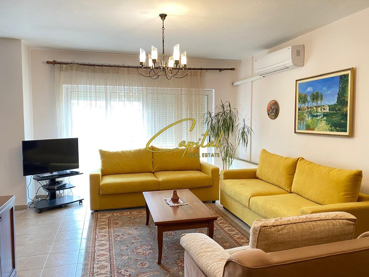 APARTAMENT ME QIRA 3+1+2 AMBASADA AMERIKANE 135.000 LEKE