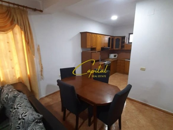 APARTAMENT ME QIRA 1+1 5 MAJI 40.000 LEKE
