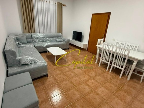 APARTAMENT ME QIRA 1+1 5 MAJI 50.000 LEKE