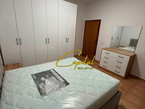 APARTAMENT ME QIRA 1+1 5 MAJI 50.000 LEKE