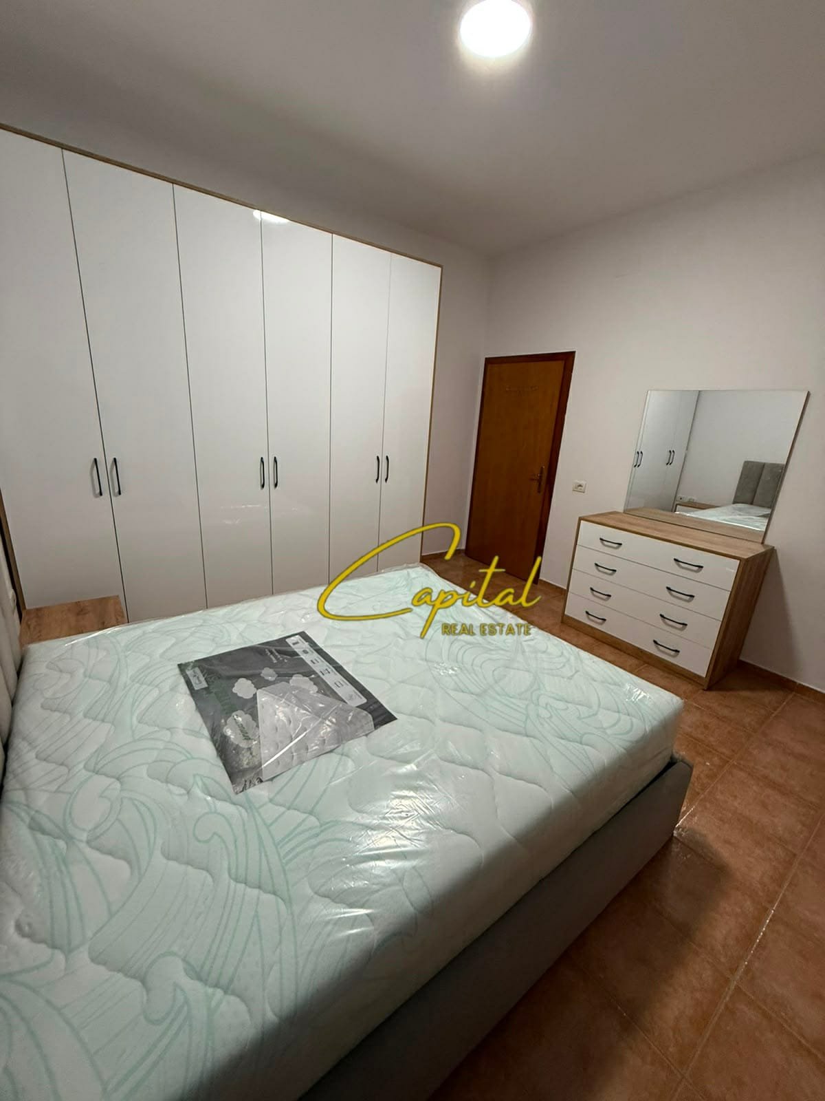 APARTAMENT ME QIRA 1+1 5 MAJI 50.000 LEKE