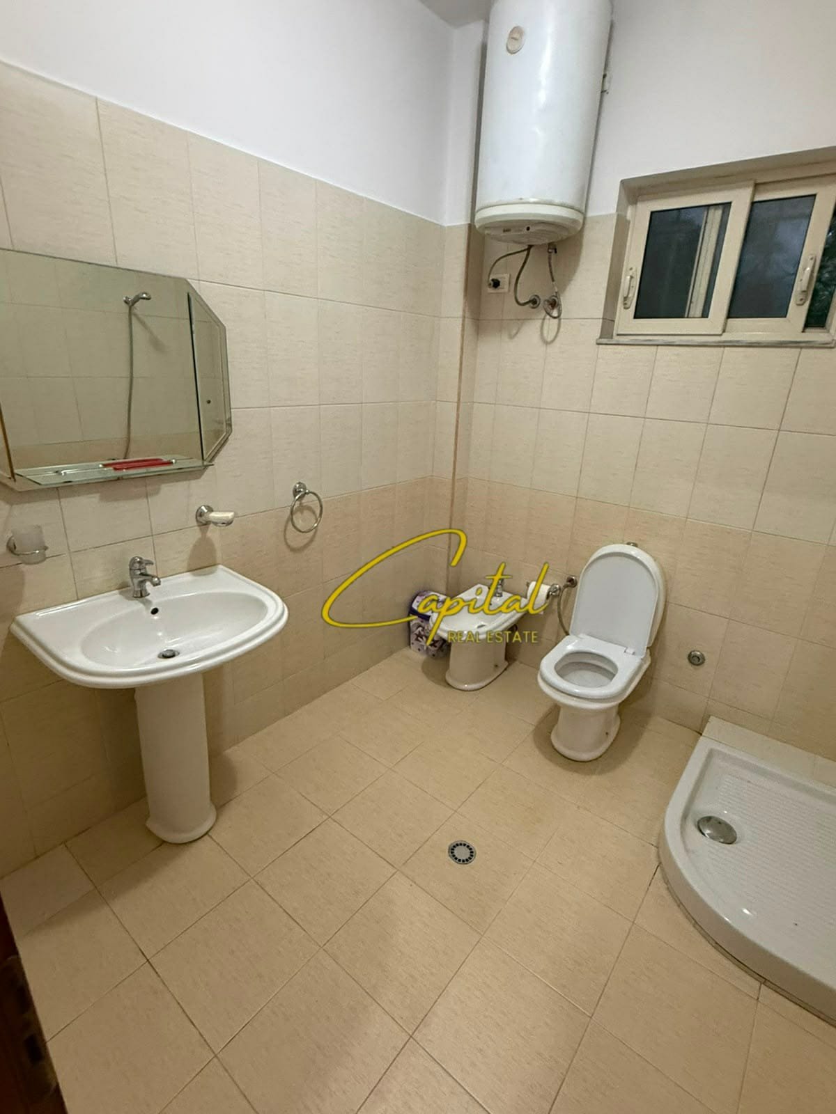 APARTAMENT ME QIRA 1+1 5 MAJI 50.000 LEKE