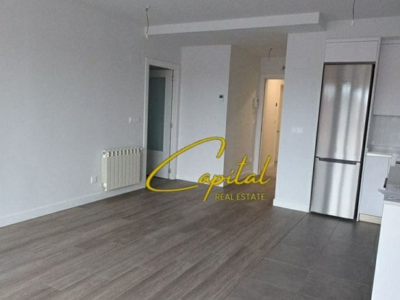 APARTAMENT ME QIRA 2+1 YZBERISHT 45.000 LEKE