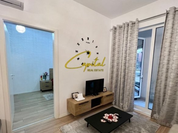APARTAMENT ME QIRA 1+1 ISH STACIONI TRENIT 450 EURO