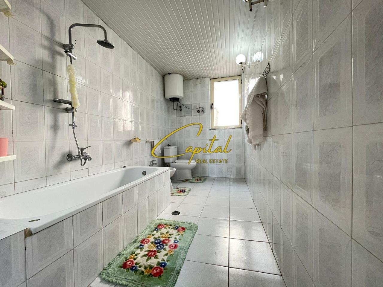 APARTAMENT ME QIRA 2+1 ALI DEMI 50.000 LEKE