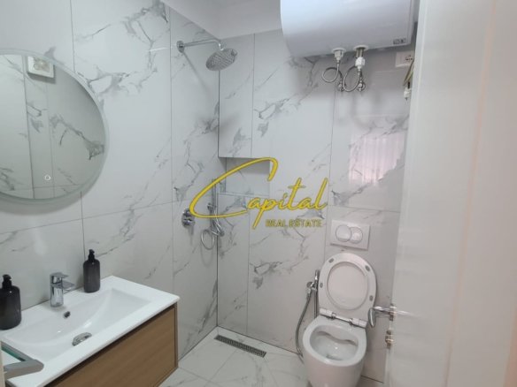 APARTAMENT ME QIRA 2+1+2 QENDER 1000 EURO