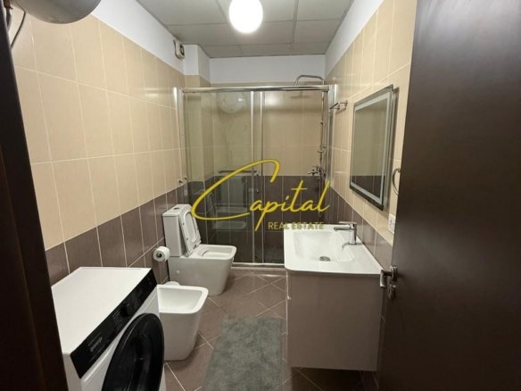 APARTAMENT ME QIRA 2+1 ALI DEMI 75.000 LEKE