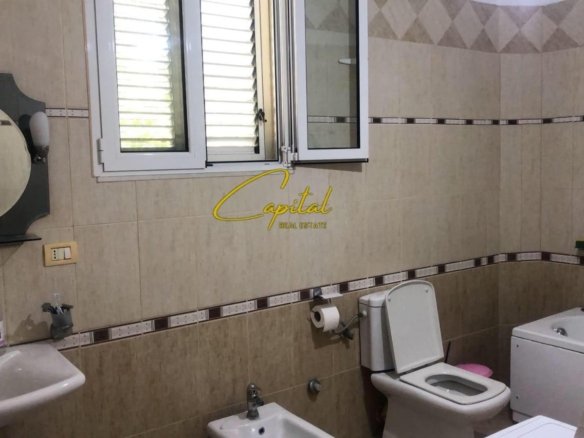 APARTAMENT ME QIRA 2+1 ISH PARKU 50.000 LEKE