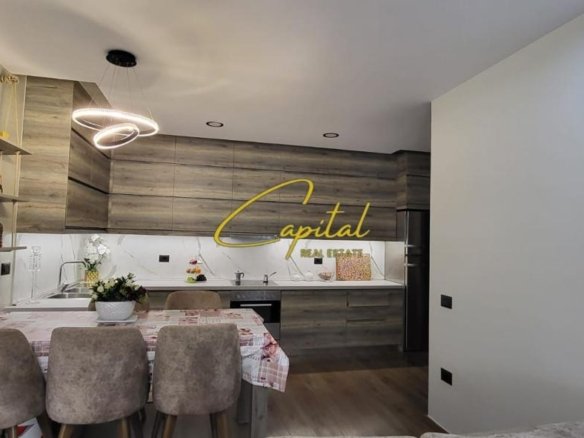 APARTAMENT ME QIRA 2+1 KOMUNA E PARISIT 90.000 LEKE