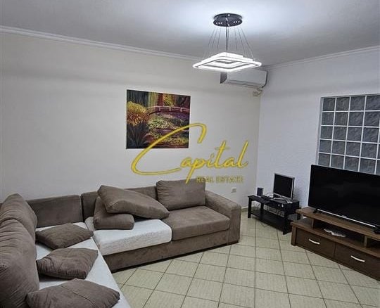 APARTAMENT ME QIRA 2+1 RRUGA FERIT XHAJKO 550 EURO