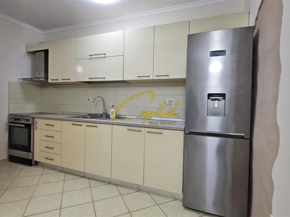APARTAMENT ME QIRA 2+1 RRUGA FERIT XHAJKO 550 EURO